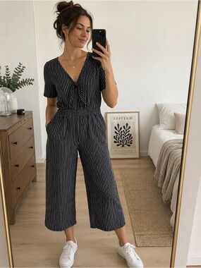 American Eagle Striped Wide Leg Jumpsuit Black White Medium Stretch Comfy Casual
